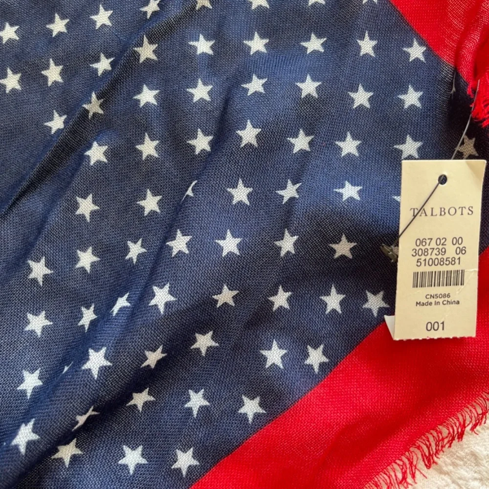 NWT Talbots Parisian Blue & Red Women’s Scarf Wrap Eiffel Tower, NWT - Picture 4 of 7